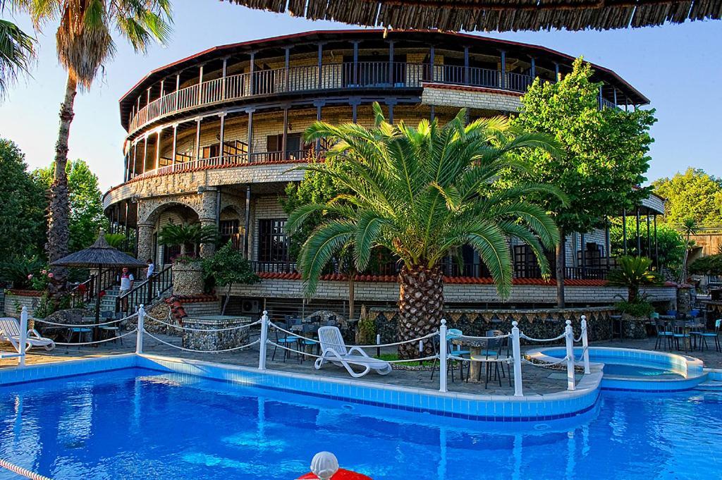Nepheli Hotel Кастросикия Екстериор снимка