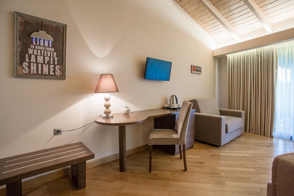 Nepheli Hotel Кастросикия Екстериор снимка