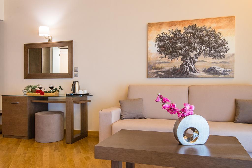 Nepheli Hotel Кастросикия Екстериор снимка