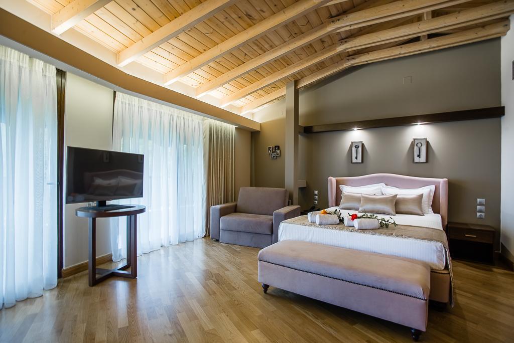 Nepheli Hotel Кастросикия Екстериор снимка