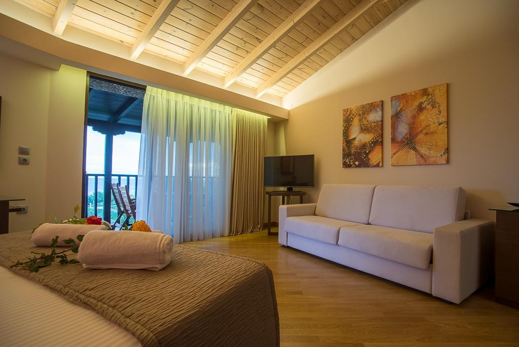 Nepheli Hotel Кастросикия Екстериор снимка