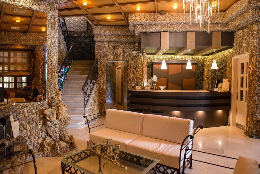 Nepheli Hotel Кастросикия Екстериор снимка